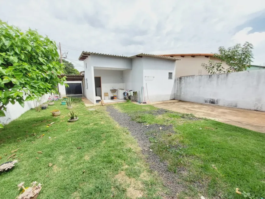 Foto 1 de Casa com 3 Quartos à venda, 207m² em Jardim Califórnia, Uberlândia