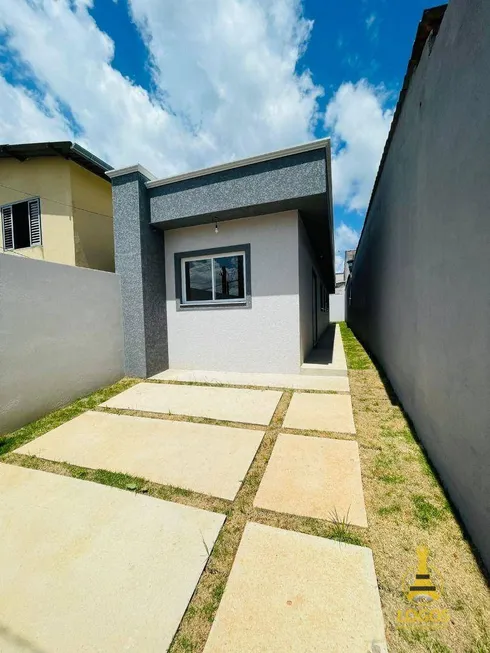 Foto 1 de Casa com 3 Quartos à venda, 70m² em Terra Preta, Mairiporã