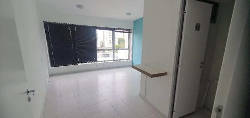 Foto 1 de Sala Comercial para alugar, 30m² em Centro, São José dos Campos