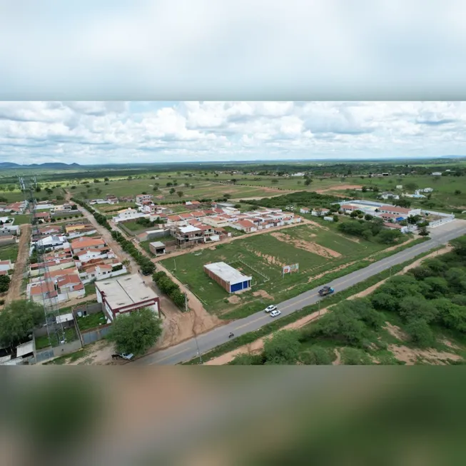 Foto 1 de Lote/Terreno à venda, 200m² em , Sertânia