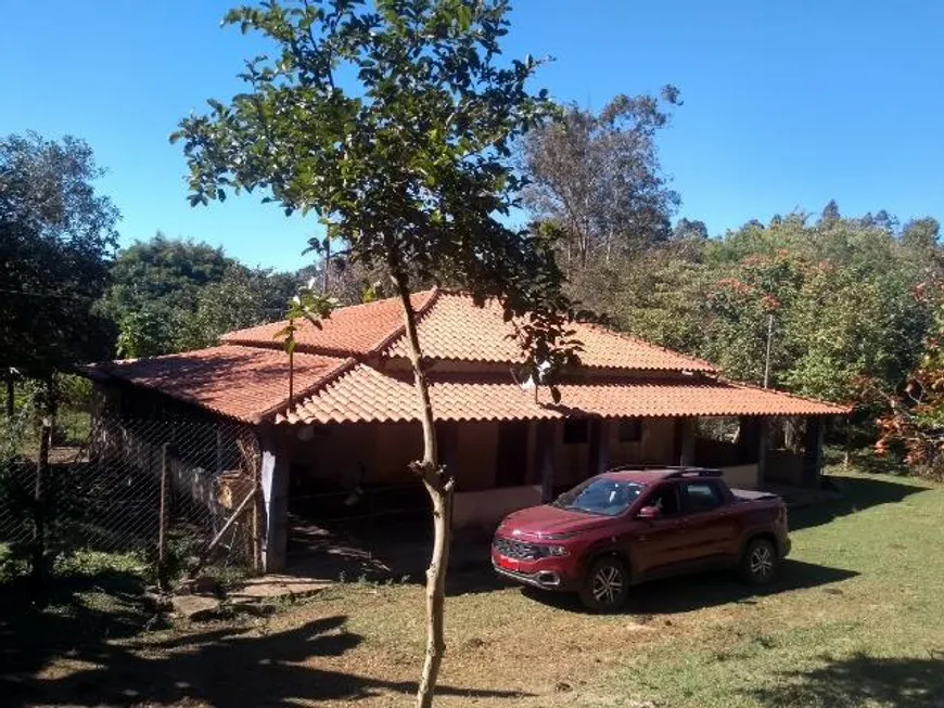 Foto 1 de Lote/Terreno à venda, 210000m² em Zona Rural, São Tiago