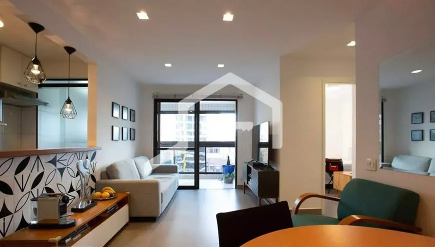 Foto 1 de Apartamento com 2 Quartos para venda ou aluguel, 61m² em Vila Olímpia, São Paulo