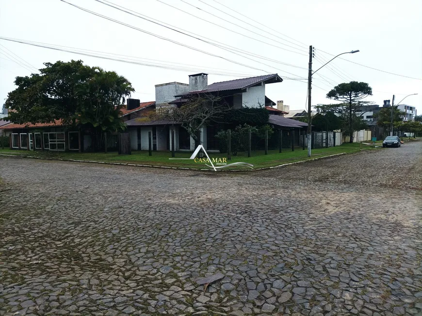 Foto 1 de Casa com 3 Quartos à venda, 220m² em Praia Grande, Torres