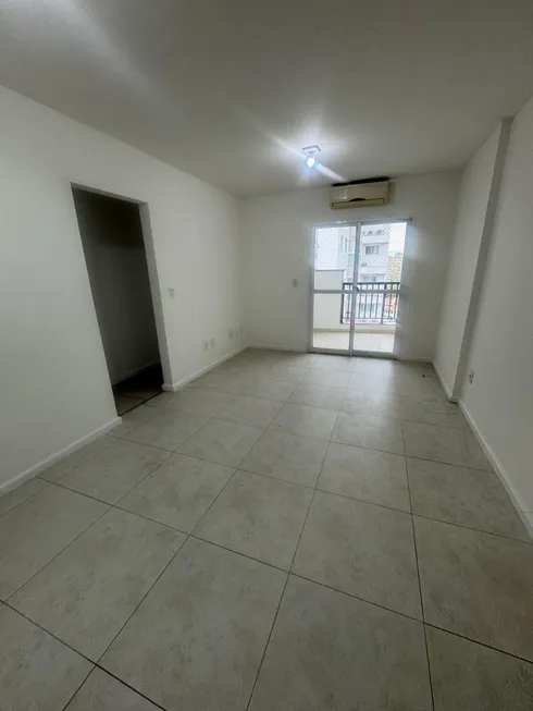 Foto 1 de Apartamento com 2 Quartos à venda, 95m² em Parque Tamandaré, Campos dos Goytacazes