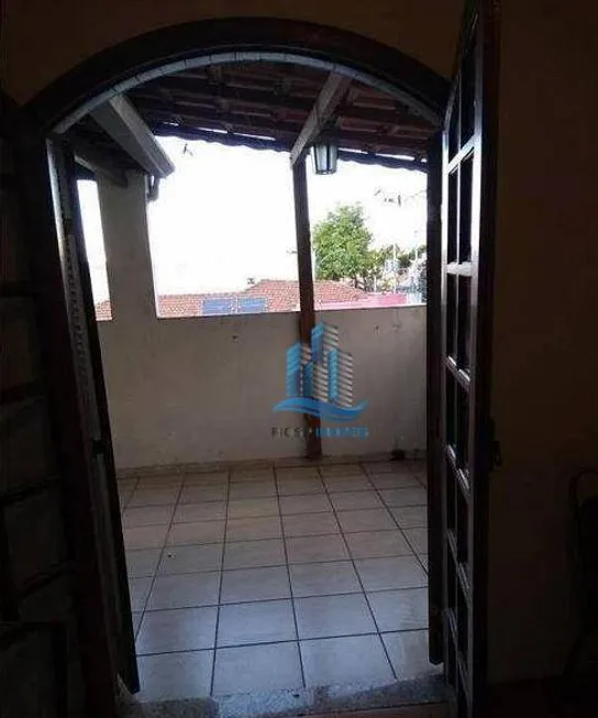 Foto 1 de Sobrado com 1 Quarto à venda, 100m² em Campestre, Santo André