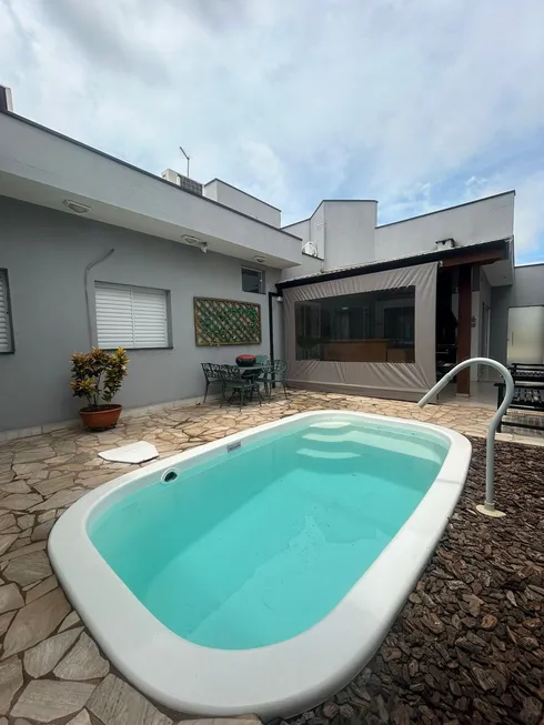 Foto 1 de Casa de Condomínio com 3 Quartos à venda, 173m² em Parque Residencial Roland, Limeira