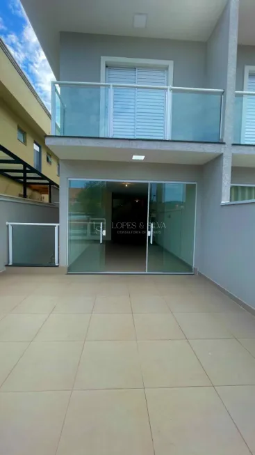 Foto 1 de Sobrado com 4 Quartos à venda, 133m² em Recreio Maristela, Atibaia