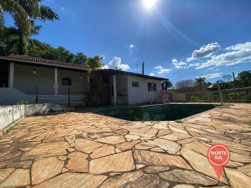 Foto 1 de Fazenda/Sítio com 5 Quartos à venda, 300m² em Condominio Coqueiro Velho, Brumadinho