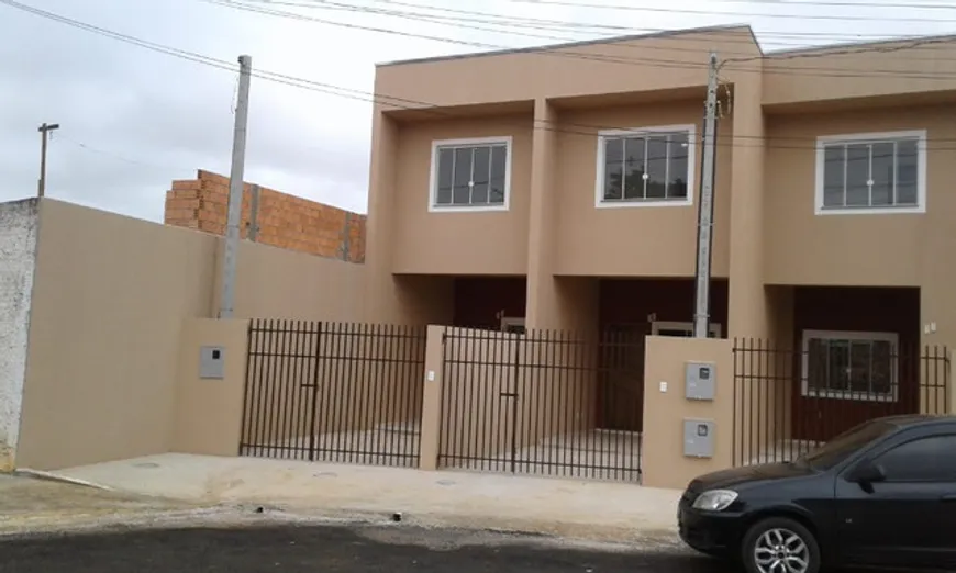 Foto 1 de Casa com 2 Quartos à venda, 63m² em Centro, Ponta Grossa