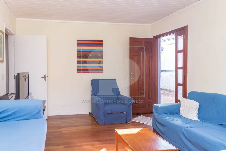 Foto 1 de Casa com 3 Quartos à venda, 100m² em Vila Ipiranga, Porto Alegre