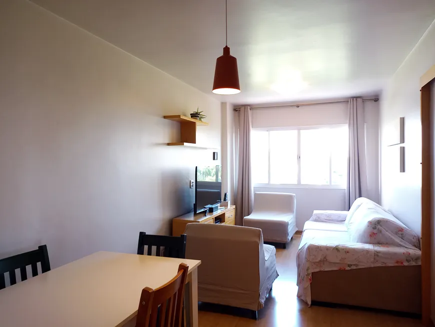 Foto 1 de Apartamento com 1 Quarto para alugar, 51m² em Vila Madalena, São Paulo