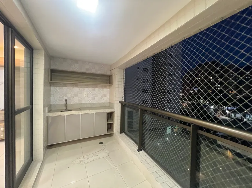 Foto 1 de Apartamento com 3 Quartos à venda, 113m² em Calhau, São Luís