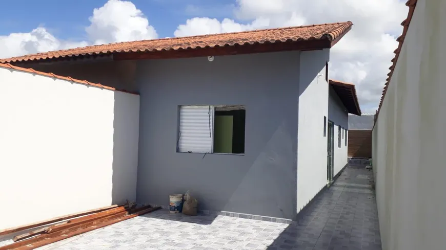 Foto 1 de Casa com 2 Quartos à venda, 130m² em Balneário Gaivota, Itanhaém