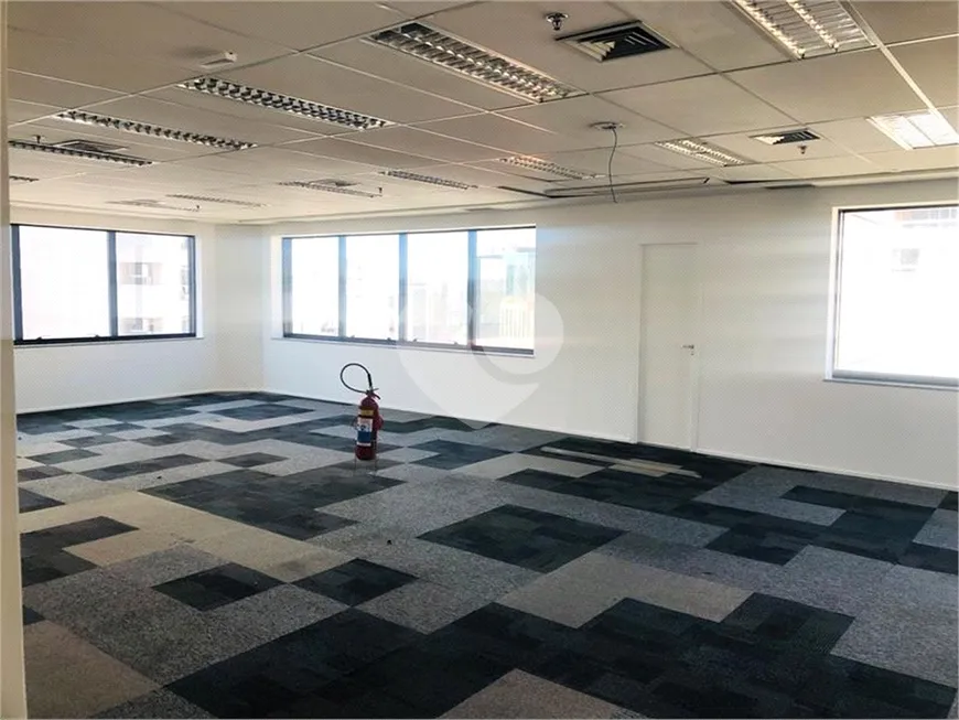 Foto 1 de Ponto Comercial para venda ou aluguel, 60m² em Itaim Bibi, São Paulo