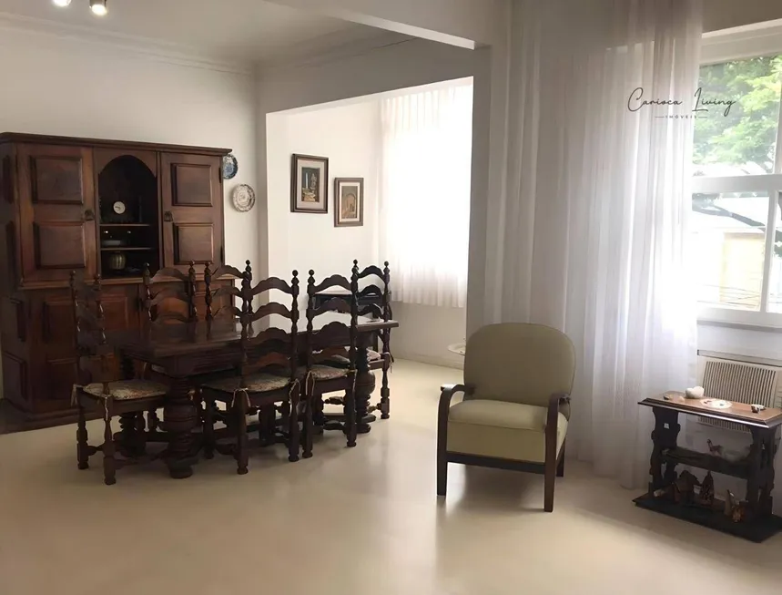Foto 1 de Apartamento com 3 Quartos à venda, 135m² em Laranjeiras, Rio de Janeiro