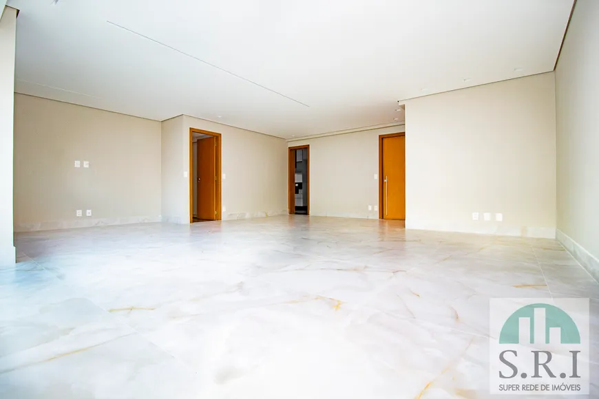 Foto 1 de Apartamento com 3 Quartos à venda, 130m² em Savassi, Belo Horizonte