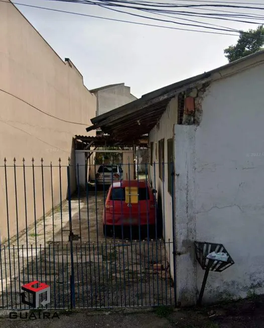 Foto 1 de Lote/Terreno à venda, 240m² em Vila Cecilia Maria, Santo André