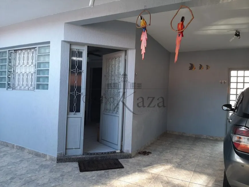 Foto 1 de Casa com 2 Quartos à venda, 90m² em Jardim Altos de Santana II, Jacareí