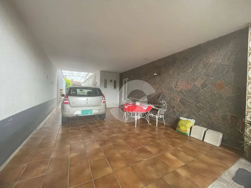 Foto 1 de Casa com 3 Quartos à venda, 249m² em São Francisco, Niterói