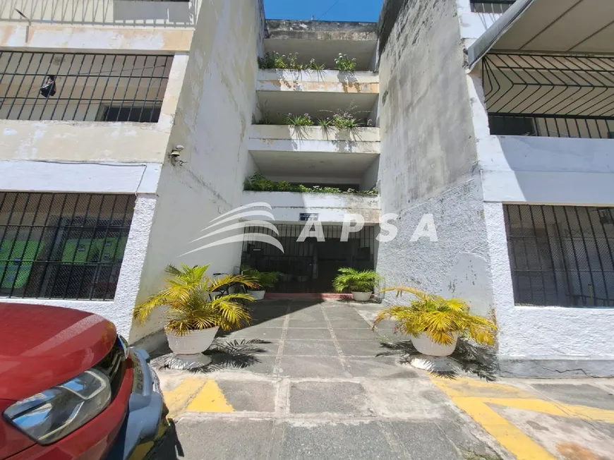Foto 1 de Apartamento com 1 Quarto para alugar, 45m² em Pau Amarelo, Paulista