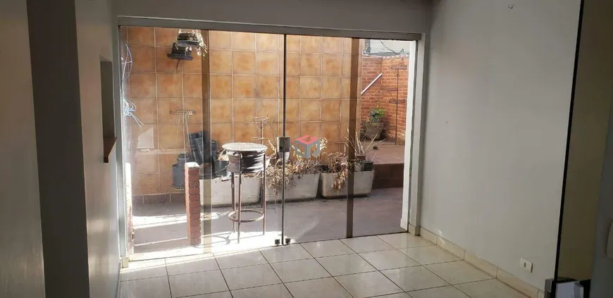 Foto 1 de Sobrado com 4 Quartos para alugar, 286m² em Campestre, Santo André