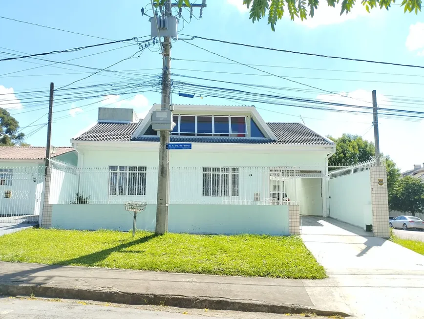 Foto 1 de Casa com 4 Quartos à venda, 240m² em Capão da Imbuia, Curitiba