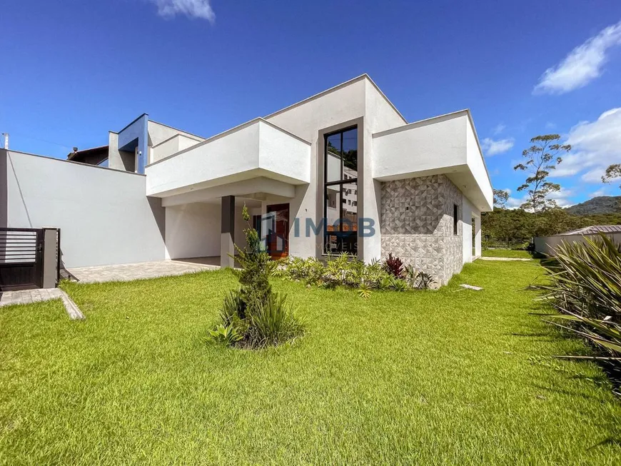 Foto 1 de Casa com 3 Quartos à venda, 135m² em Tifa Martins, Jaraguá do Sul
