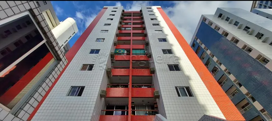 Foto 1 de Apartamento com 3 Quartos à venda, 69m² em Pina, Recife