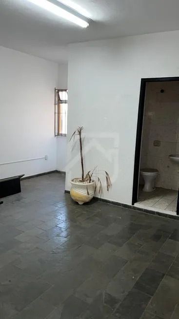 Foto 1 de Sala Comercial para alugar, 28m² em Vila Lusitania, São Bernardo do Campo