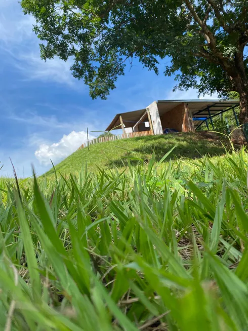 Foto 1 de Fazenda/Sítio com 2 Quartos à venda, 190m² em , Uberaba