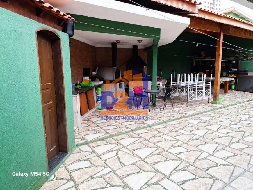 Foto 1 de Casa com 3 Quartos à venda, 238m² em City Bussocaba, Osasco