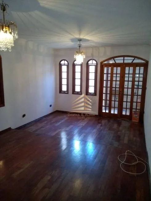 Foto 1 de Casa com 1 Quarto à venda, 125m² em Cidade Miguel Badra, Suzano