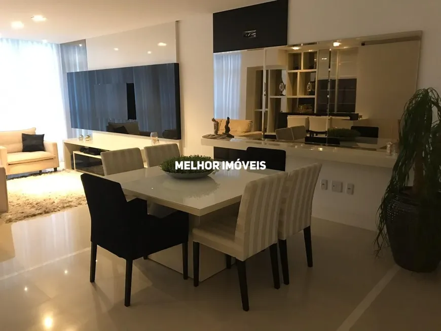 Foto 1 de Apartamento com 3 Quartos à venda, 130m² em Centro, Balneário Camboriú