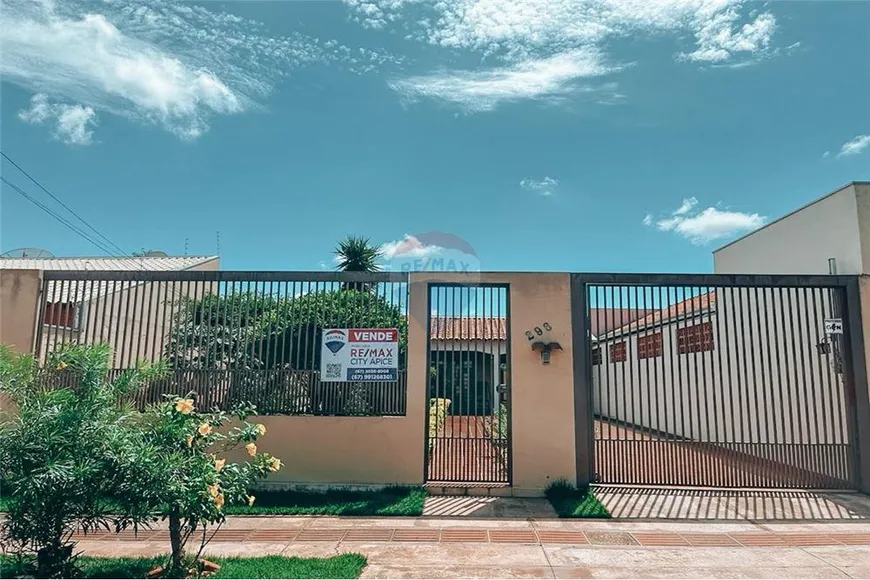 Foto 1 de Casa com 3 Quartos à venda, 184m² em Jardim Ima, Campo Grande