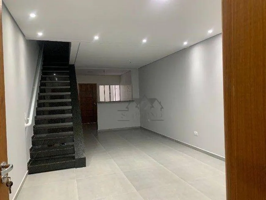 Foto 1 de Sobrado com 3 Quartos à venda, 210m² em Parque das Nações, Santo André