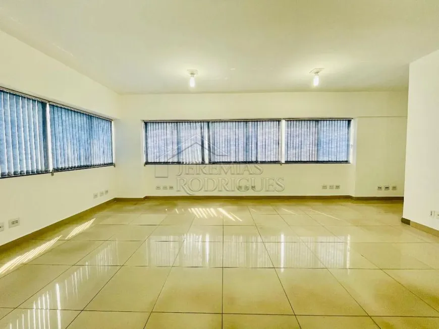 Foto 1 de Sala Comercial para alugar, 100m² em  Lavadouro de Areia, Taubaté