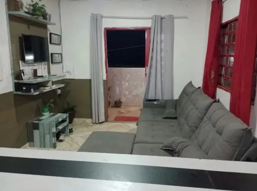 Foto 1 de Casa com 2 Quartos à venda, 80m² em Marechal Rondon, Salvador