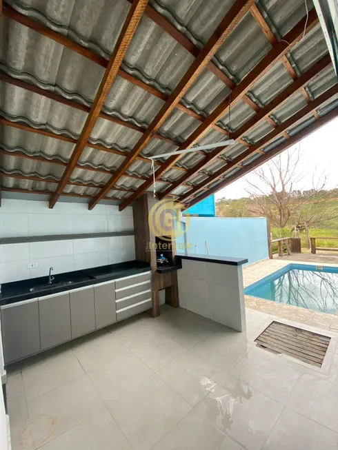 Foto 1 de Casa com 3 Quartos para alugar, 117m² em Portal dos Passaros, São José dos Campos