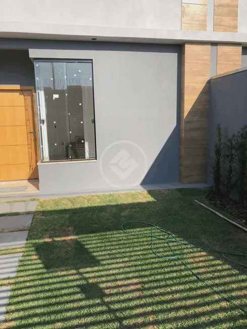 Foto 1 de Casa com 2 Quartos à venda, 69m² em Loteamento Portal do Vale II, Uberlândia