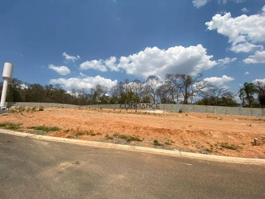 Foto 1 de Lote/Terreno à venda, 250m² em Nova Jaguariuna , Jaguariúna