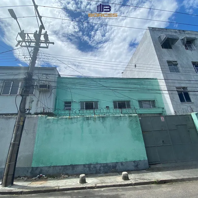 Foto 1 de Galpão/Depósito/Armazém para alugar, 412m² em Higienópolis, Rio de Janeiro