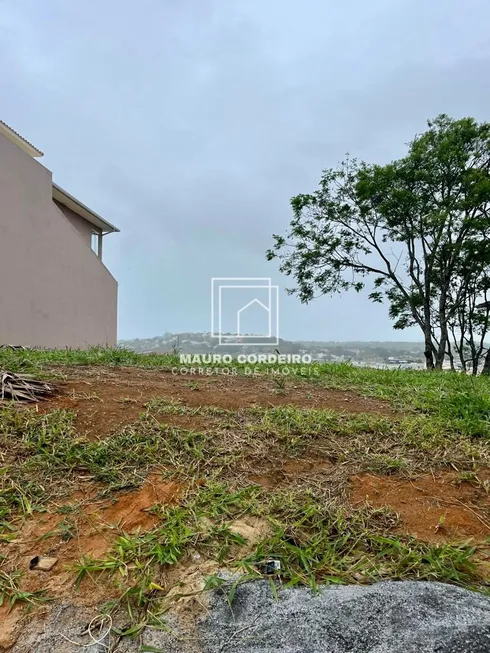 Foto 1 de Lote/Terreno à venda, 370m² em Lagoa, Macaé