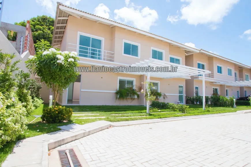 Foto 1 de Casa de Condomínio com 3 Quartos à venda, 95m² em Lagoa Redonda, Fortaleza