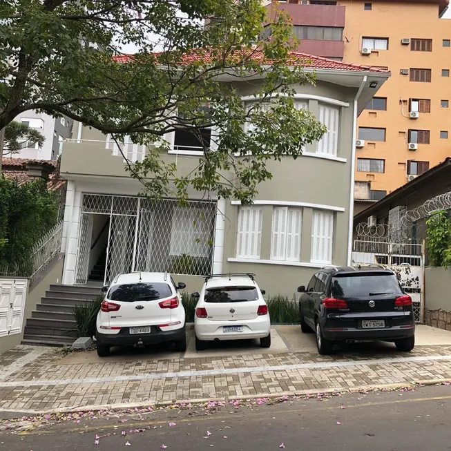 Foto 1 de Imóvel Comercial com 3 Quartos para alugar, 160m² em Auxiliadora, Porto Alegre