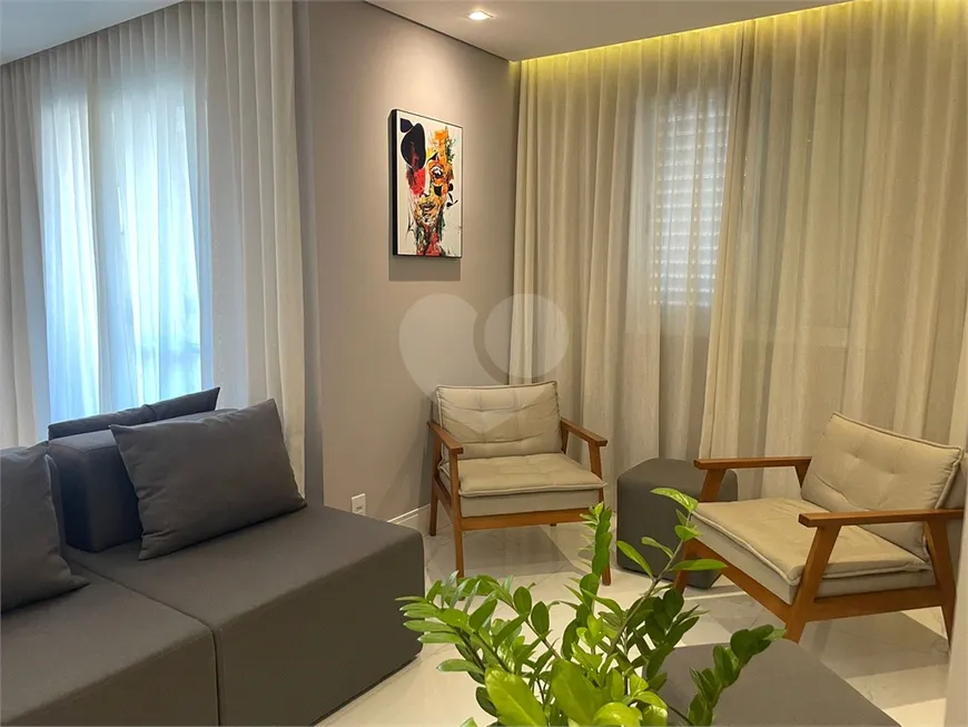 Foto 1 de Apartamento com 3 Quartos à venda, 70m² em Carandiru, São Paulo