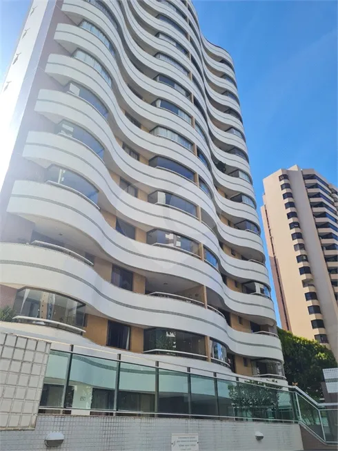 Foto 1 de Apartamento com 2 Quartos à venda, 137m² em Horto Florestal, Salvador