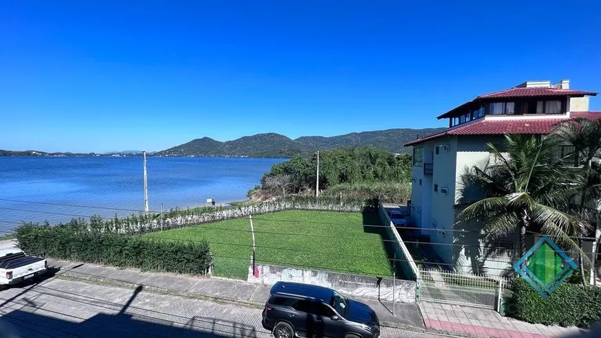 Foto 1 de Apartamento com 3 Quartos à venda, 133m² em Lagoa da Conceição, Florianópolis