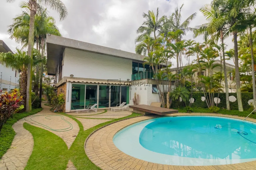 Foto 1 de Casa com 4 Quartos à venda, 686m² em Vila Madalena, São Paulo