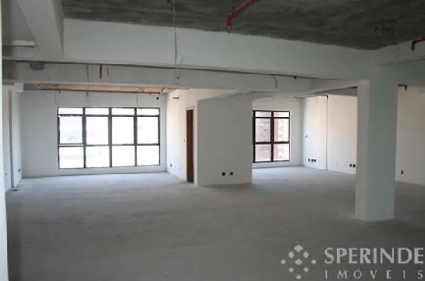 Foto 1 de Sala Comercial para alugar, 144m² em Três Figueiras, Porto Alegre