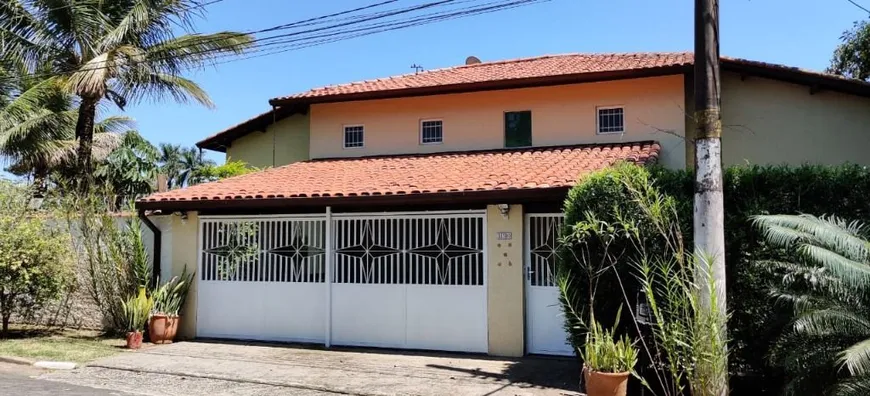 Foto 1 de Casa de Condomínio com 3 Quartos à venda, 260m² em Granja Viana, Carapicuíba